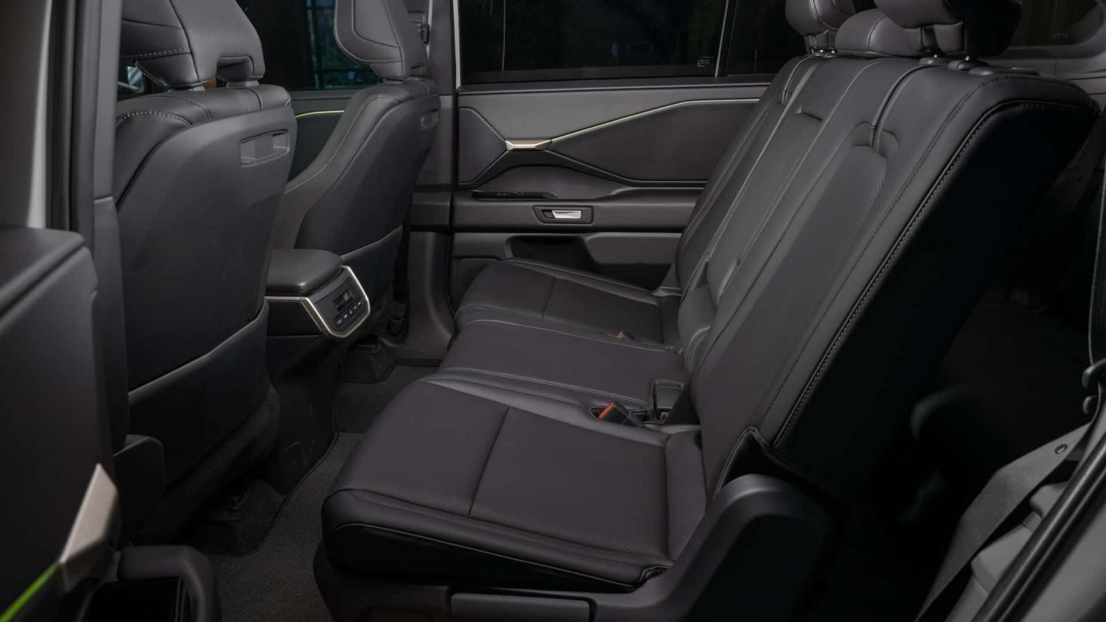 Πρεμιέρα για το νέο Toyota Highlander